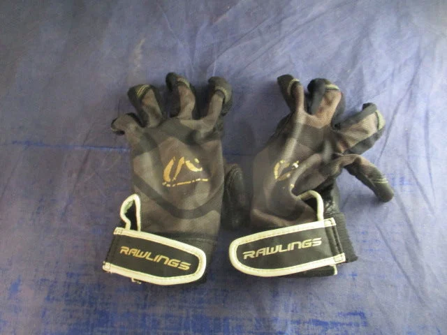 Baseball Glove With Custom Stitching Patterns-Used Rawlings Batting Gloves Size Youth - worn