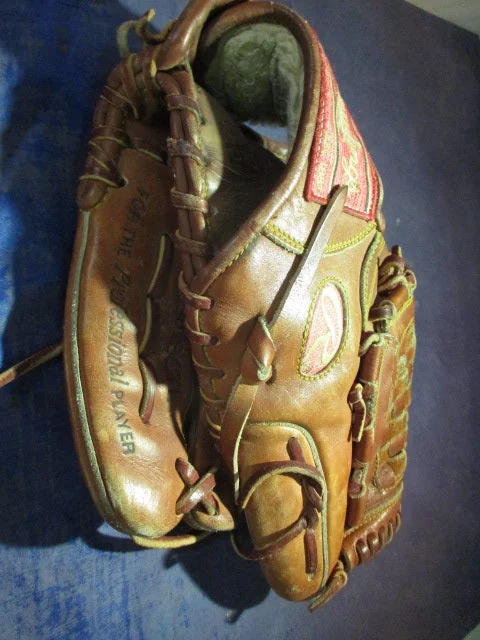 Custom Baseball Glove-Used Rawlings Heart of the Hide 11 3/4" Glove - PRO991BCTL