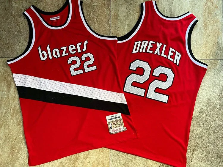 Basketball Jersey For Game Day-Blazers 22 Clyde Drexler Red 1983-84 Hardwood Classics Swingman Basketball Jersey